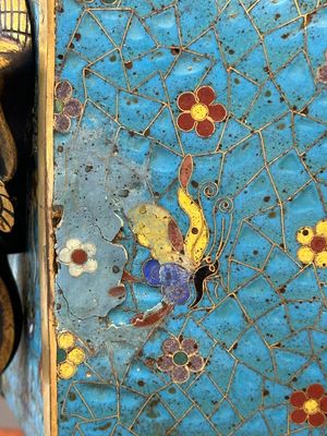 A pair of large Chinese octagonal cloisonné moonflasks, 'bianhu', Qianlong/Jiaqing — 照片 22