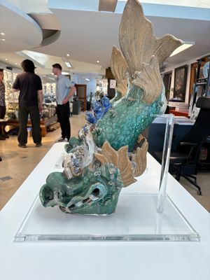 A pair of large Chinese polychrome-glazed fish-form roof tiles, 19th C. — photo 18