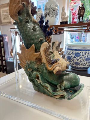 A pair of large Chinese polychrome-glazed fish-form roof tiles, 19th C. — photo 20