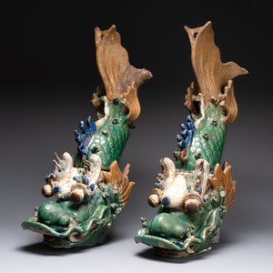 A pair of large Chinese polychrome-glazed fish-form roof tiles, 19th C. — photo 2
