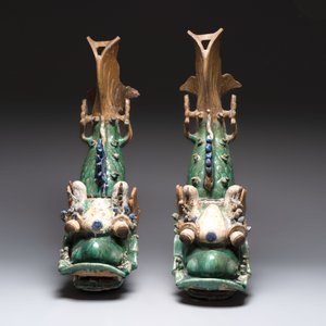 A pair of large Chinese polychrome-glazed fish-form roof tiles, 19th C. — photo 3