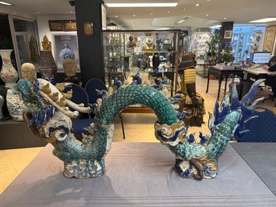 A pair of large Chinese polychrome-glazed Shiwan stoneware dragons, 19th C. — 照片 23