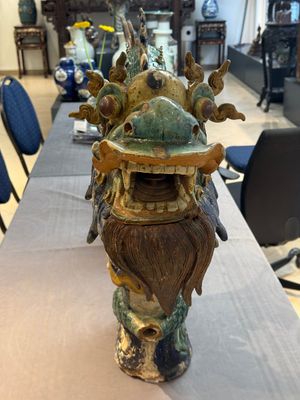 A pair of large Chinese polychrome-glazed Shiwan stoneware dragons, 19th C. — 照片 47