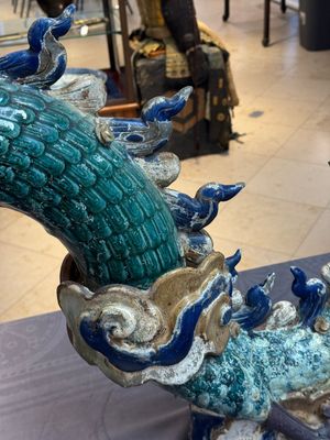 A pair of large Chinese polychrome-glazed Shiwan stoneware dragons, 19th C. — 照片 5