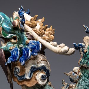 A pair of large Chinese polychrome-glazed Shiwan stoneware dragons, 19th C. — 照片 4