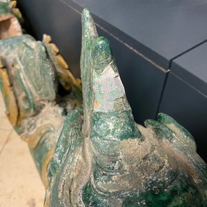 A pair of large Chinese sancai-glazed dragon roof tiles, Ming/Qing — 照片 17
