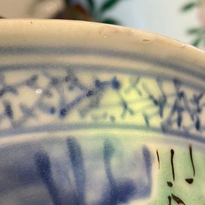 A pair of large Chinese wucai 'gu' vases, Transitional period — photo 16