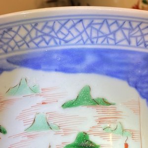 A pair of large Chinese wucai 'gu' vases, Transitional period — photo 30