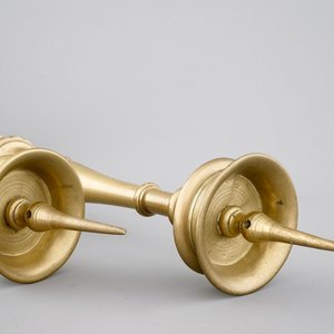 A pair of large Italian bronze pricket candlesticks, Venice, 17/18th C. — 照片 2
