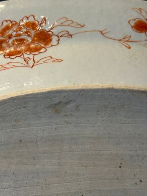A pair of large oval Chinese famille rose 'Madame de Pompadour' dishes, Qianlong, ca. 1745 — photo 11
