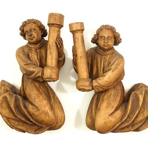 A pair of limewood flying angels with columns, prob. Southern Germany, 15/16th C. — 照片 1