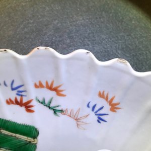 A pair of lobed Chinese famille verte Kakiemon-style 'tiger' plates, Kangxi — 照片 17