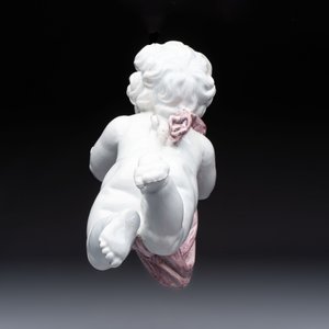 A pair of manganese and white Delftware putti, France or Germany, 19th C. — foto 9