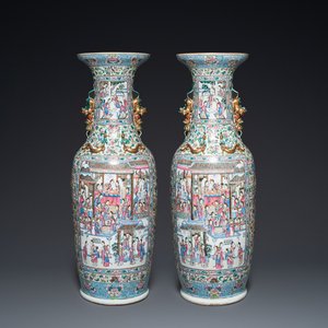 A pair of massive Chinese famille rose vases, 19th C. — photo 1