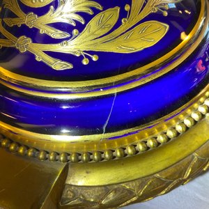A pair of massive French Sèvres-style vases with gilt bronze mounts, signed Desprez, 19th C. — photo 34