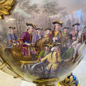 A pair of massive French Sèvres-style vases with gilt bronze mounts, signed Desprez, 19th C. — photo 50