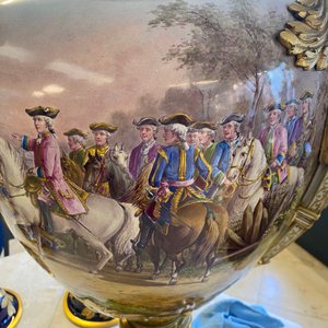A pair of massive French Sèvres-style vases with gilt bronze mounts, signed Desprez, 19th C. — photo 52
