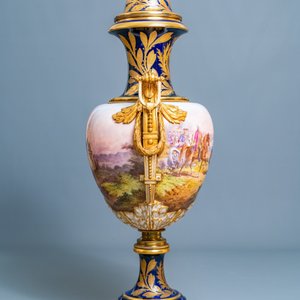 A pair of massive French Sèvres-style vases with gilt bronze mounts, signed Desprez, 19th C. — photo 8