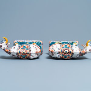 A pair of of polychrome Dutch Delft models of cows, 18th C. — 照片 6