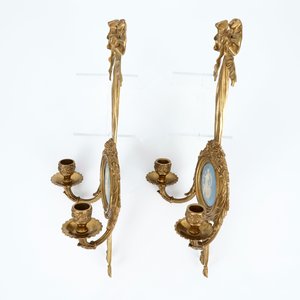A pair of ormolu bronze wall sconces with Wedgwood Jasperware plaques, 19th C. — 照片 5
