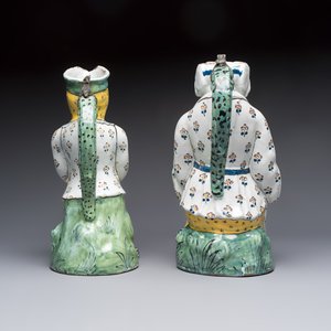 A pair of polychrome Brussels faience 'Jacqueline et Jacquot' table fountains, late 18th C. — foto 3