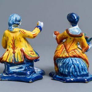 A pair of polychrome Dutch Delft allegorical figures, 18th C. — 照片 3