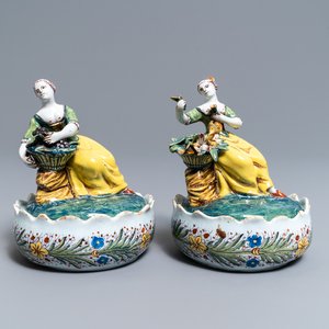 A pair of polychrome Dutch Delft butter tubs with ladies selling flowers and fruits, 18th C. — photo 1