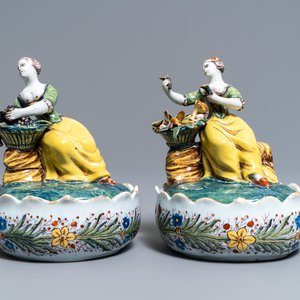 A pair of polychrome Dutch Delft butter tubs with ladies selling flowers and fruits, 18th C. — photo 2