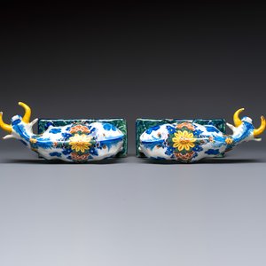 A pair of polychrome Dutch Delft cows, 18th C. — photo 6