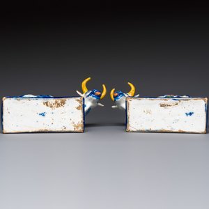 A pair of polychrome Dutch Delft cows, 18th C. — photo 7