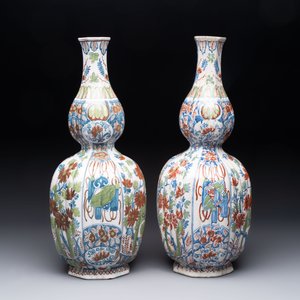 A pair of polychrome Dutch Delft double gourd vases, 19th C. — 照片 3