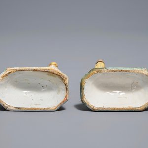 A pair of polychrome Dutch Delft miniatures of dogs, 18th C. — photo 7