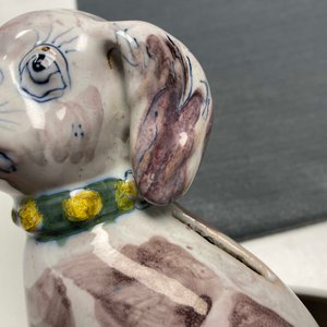 A pair of polychrome Dutch Delft money banks modelled as dogs, 18th C. — 照片 8