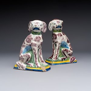 A pair of polychrome Dutch Delft money banks modelled as dogs, 18th C. — photo 1