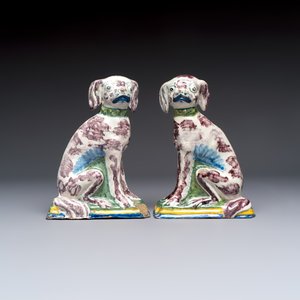 A pair of polychrome Dutch Delft money banks modelled as dogs, 18th C. — photo 2