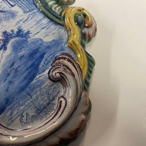 A pair of polychrome Dutch Delft plaques with countryside scenes, 19th C. — photo 4