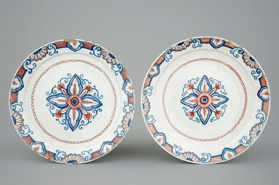A pair of polychrome Dutch Delft plates, 18th C.