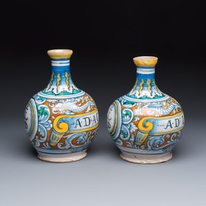 A pair of polychrome monogrammed Italian maiolica pharmacy bottles — photo 5