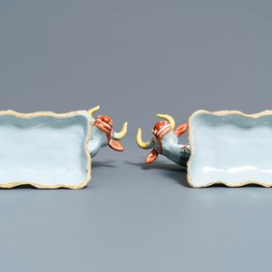 A pair of polychrome petit feu and gilded Dutch Delft models of cows, 1st half 18th C. — 照片 6
