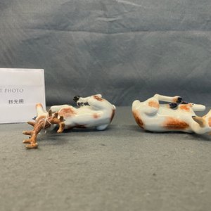 A pair of porcelain models of deer, probably Chelsea, England, 18th C. — 照片 19