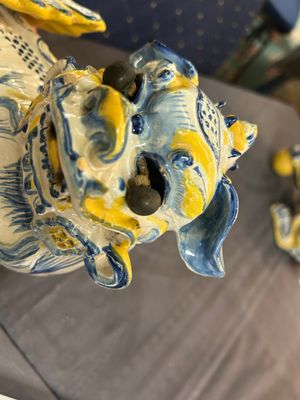 A pair of Portuguese polychrome faience sculptures of lions, 17/18th C. — 照片 8