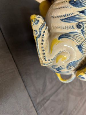A pair of Portuguese polychrome faience sculptures of lions, 17/18th C. — 照片 10