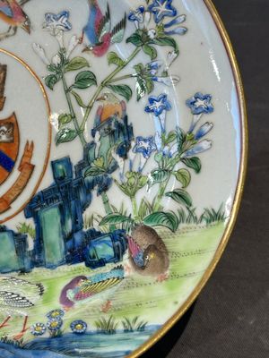 A pair of rare Chinese Canton famille rose armorial soup plates with the arms of Wight, ca. 1810 — 照片 23