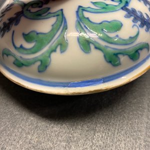 A pair of rare Chinese export porcelain urns and covers, Qianlong — 照片 24