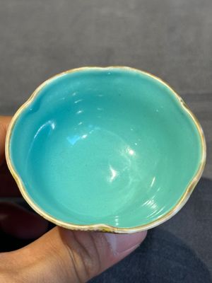 A pair of rare Chinese famille rose lotus-shaped stem cups, Yongzheng — photo 11