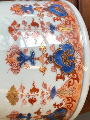 A pair of rare Chinese Imari-style wine bottle coolers, Qianlong — 照片 9