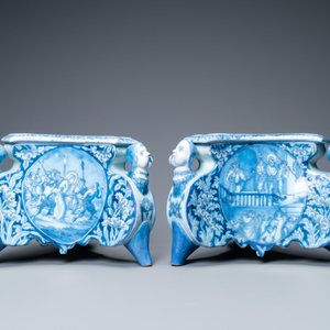 A pair of rare Dutch Delft blue and white candlestick bases, late 17th C. — photo 5