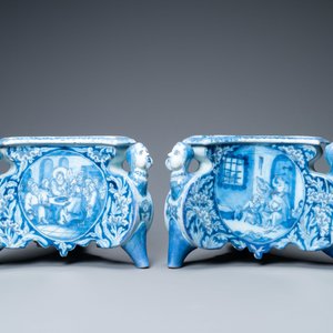 A pair of rare Dutch Delft blue and white candlestick bases, late 17th C. — photo 6