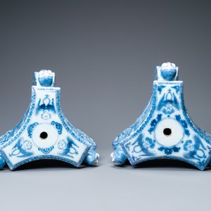 A pair of rare Dutch Delft blue and white candlestick bases, late 17th C. — photo 8