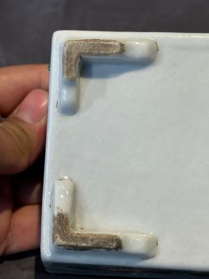 A pair of rectangular Chinese famille rose jardinieres with floral design, Republic — photo 11